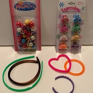 BUNDLE OF GIRL’S HAIR ACCESSORIES AND JEWELRY.